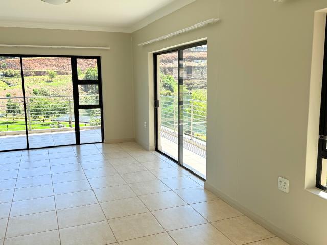 2 Bedroom Apartment in Waterkloof Ridge