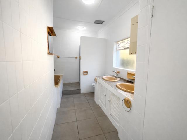 2 Bedroom Apartment in Waterkloof Ridge