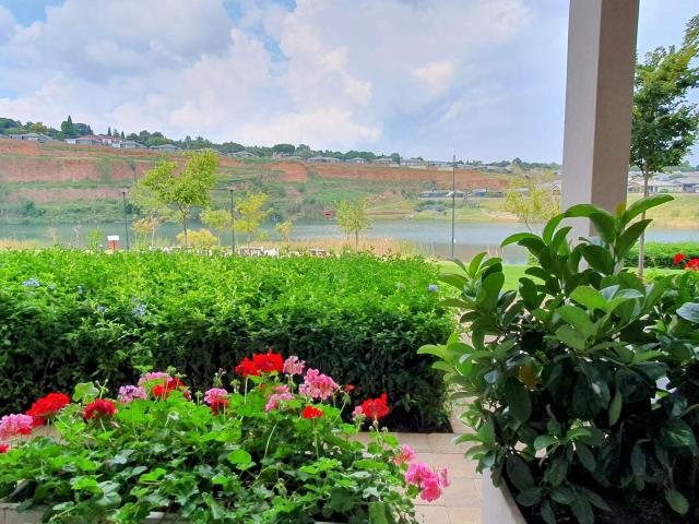 2 Bedroom Apartment in Waterkloof Ridge