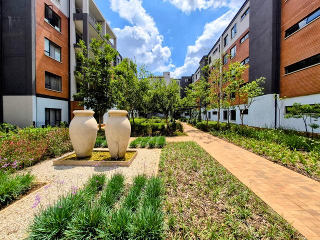 2 Bedroom Apartment in Waterkloof Ridge