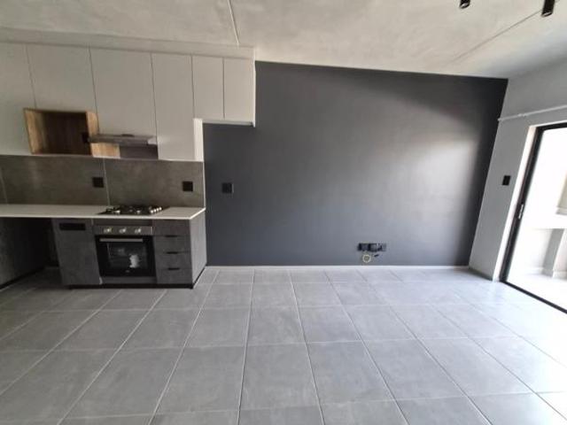 2 Bedroom Apartment in Waterkloof Ridge
