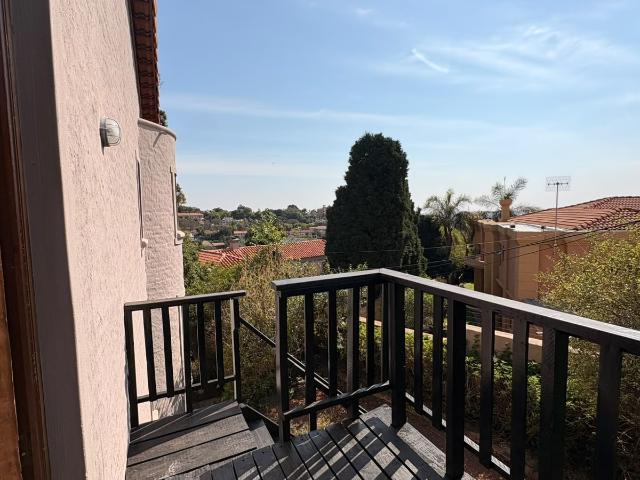 2 Bedroom Apartment in Waterkloof Ridge