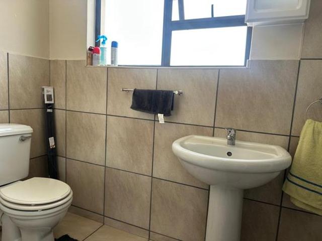 2 Bedroom Apartment in Waterval East
