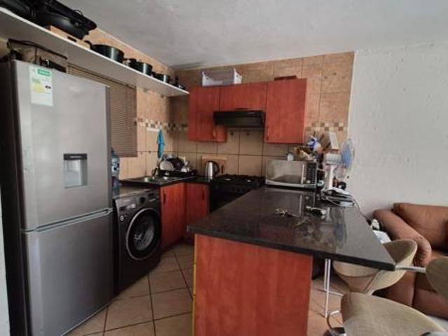 2 Bedroom Apartment in Waterval East