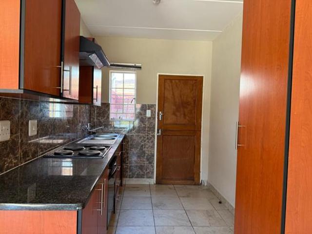 2 Bedroom Apartment in Waterval East