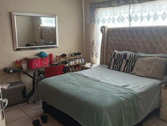 2 Bedroom Apartment in Waterval East