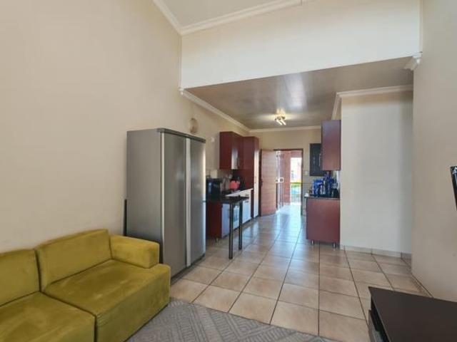 2 Bedroom Apartment in Waterval East