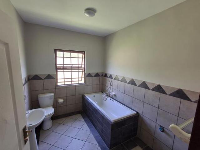 2 Bedroom Apartment in Waterval East