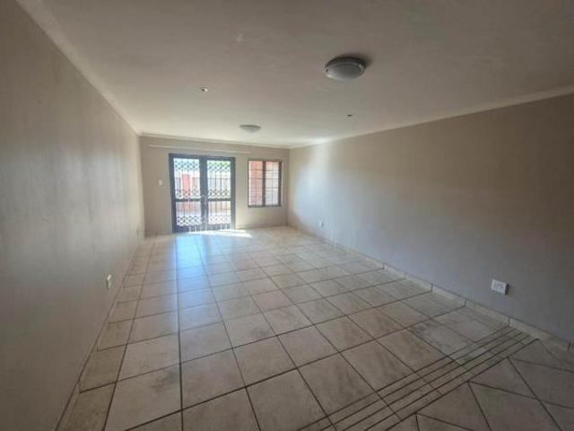 2 Bedroom Apartment in Waterval East