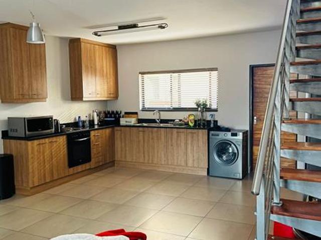 2 Bedroom Apartment in Waverley