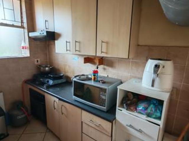 2 Bedroom Apartment in Weavind Park
