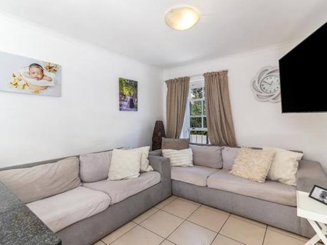 2 Bedroom Apartment in Wellington Central