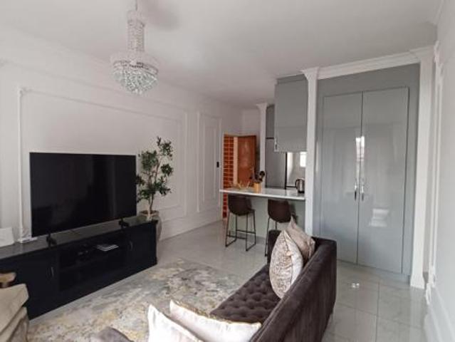 2 Bedroom Apartment in Weltevreden Park