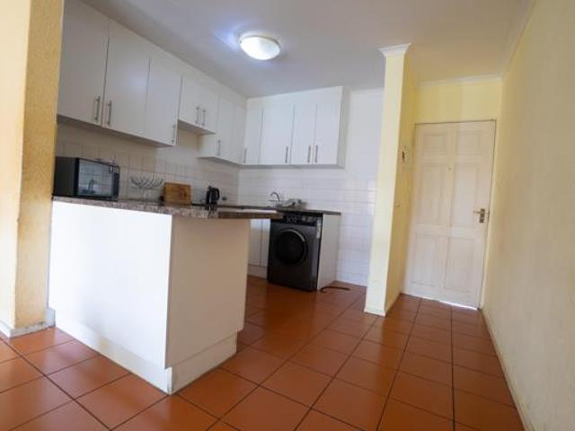 2 Bedroom Apartment in Weltevreden Park