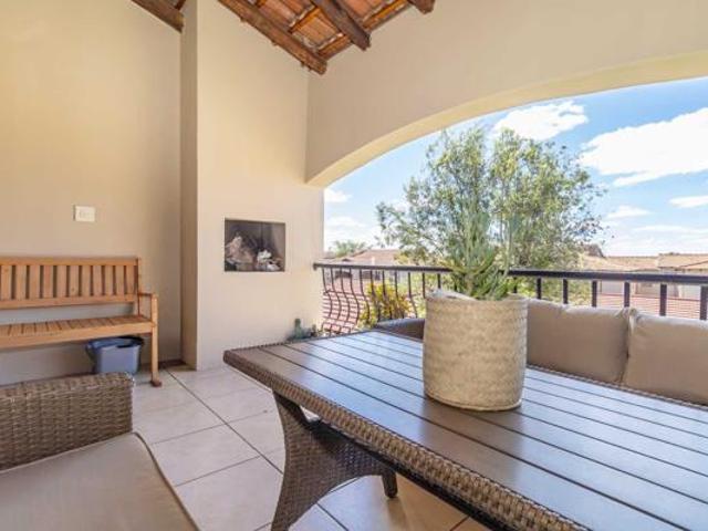 2 Bedroom Apartment in Weltevreden Park