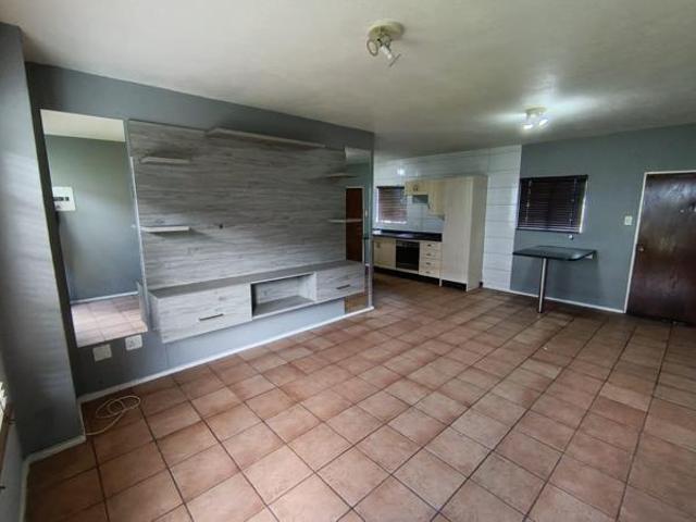 2 Bedroom Apartment in Westwood