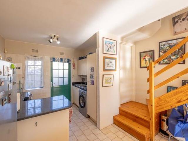 2 Bedroom Apartment in West Beach