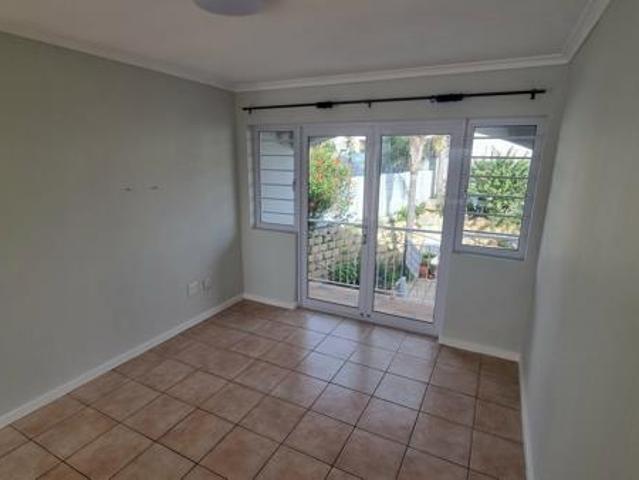 2 Bedroom Apartment in West Beach