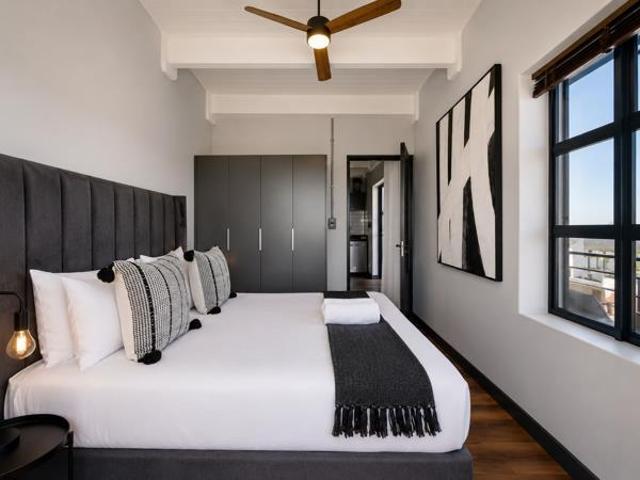 2 Bedroom Apartment in West Beach