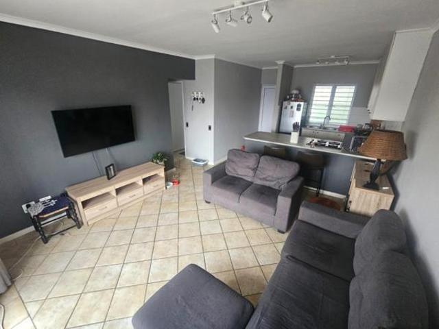 2 Bedroom Apartment in West Beach