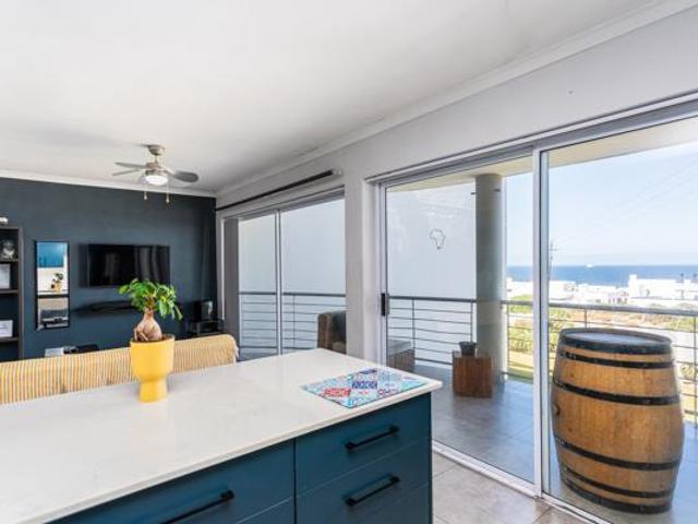 2 Bedroom Apartment in West Beach