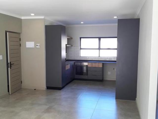 2 Bedroom Apartment in Westbrook