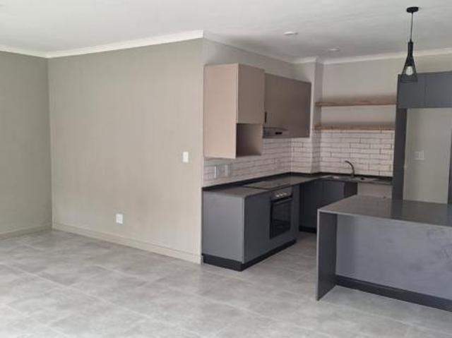 2 Bedroom Apartment in Westbrook