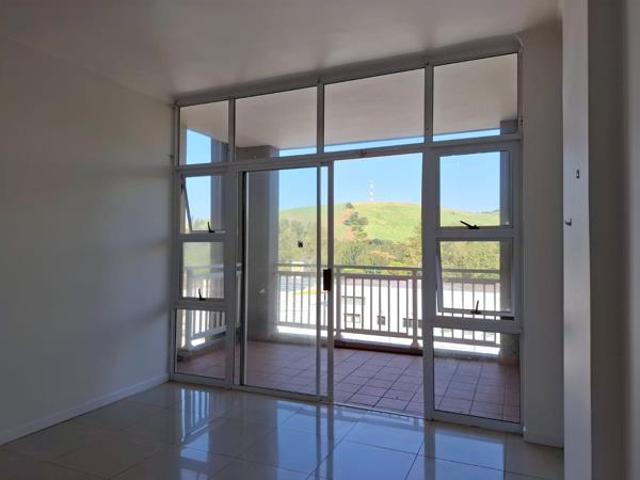 2 Bedroom Apartment in Westbrook