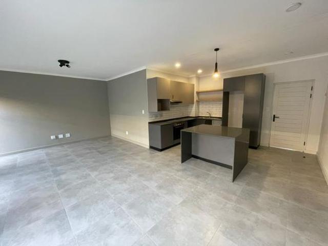 2 Bedroom Apartment in Westbrook