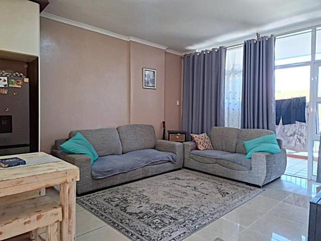 2 Bedroom Apartment in Westbrook