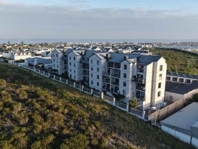 2 Bedroom Apartment in Westcliff