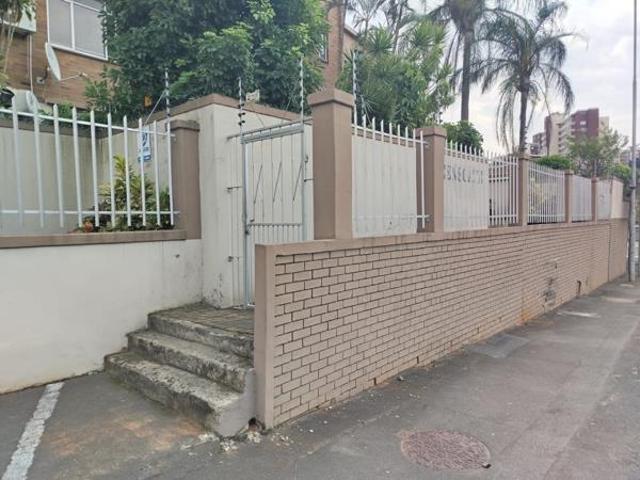 2 Bedroom Apartment in Westridge