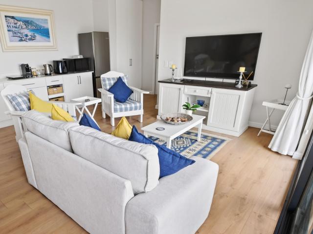 2 Bedroom Apartment in Whale Rock Heights
