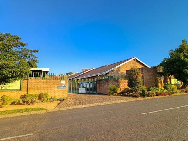 2 Bedroom Apartment in White River Central