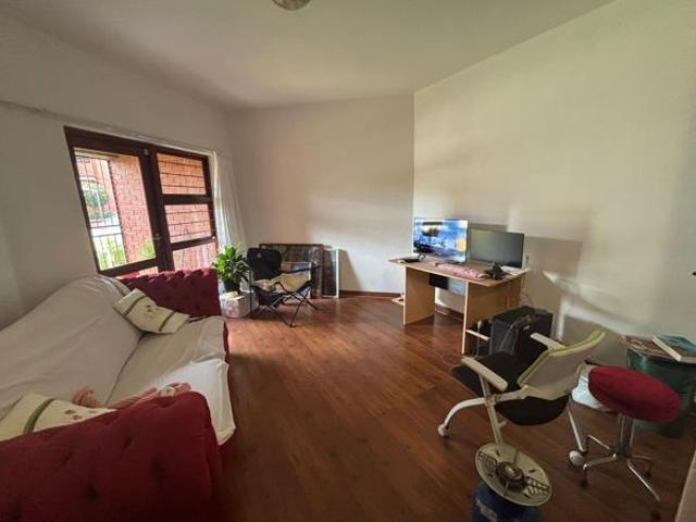 2 Bedroom Apartment in Wilgeheuwel