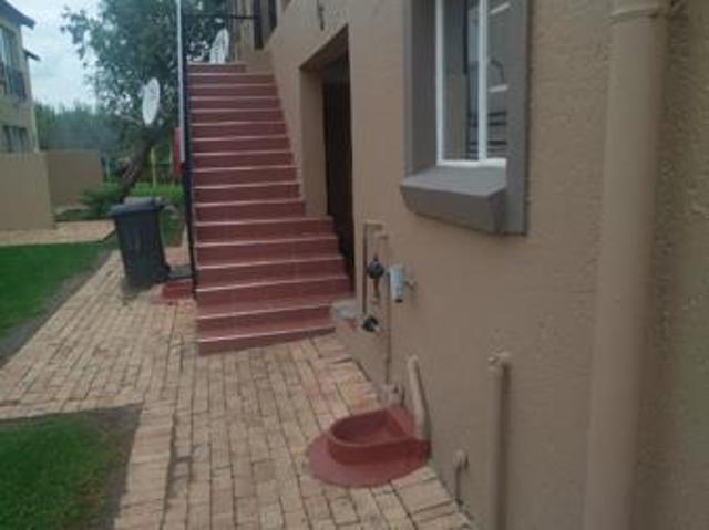 2 Bedroom Apartment in Wilgeheuwel