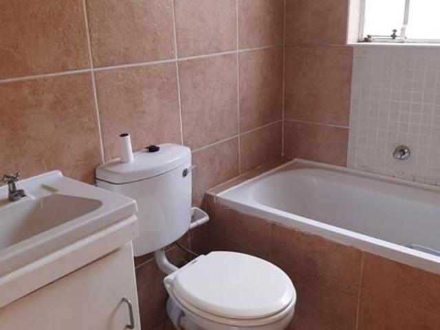 2 Bedroom Apartment in Wilgeheuwel