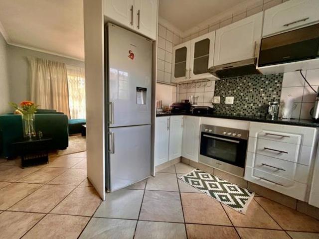 2 Bedroom Apartment in Wilgeheuwel