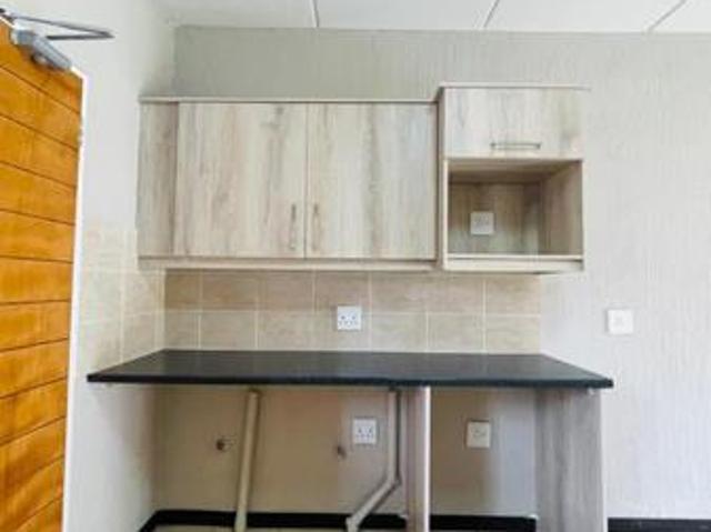 2 Bedroom Apartment in Wilgeheuwel