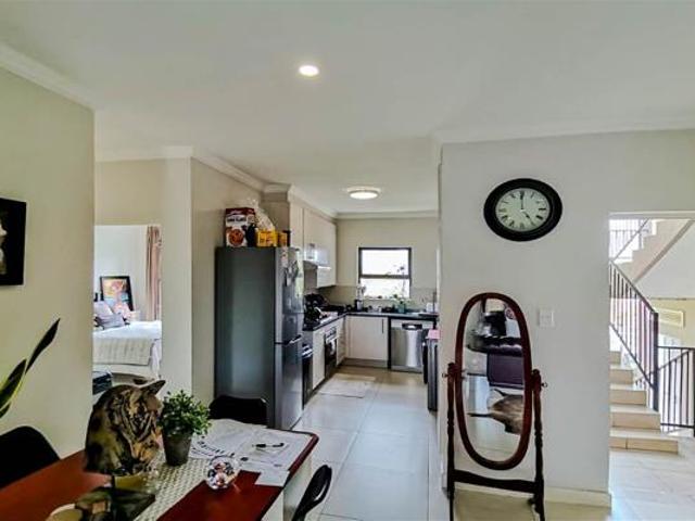 2 Bedroom Apartment in Wilgeheuwel