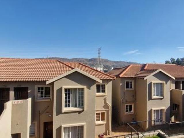 2 Bedroom Apartment in Wilgeheuwel