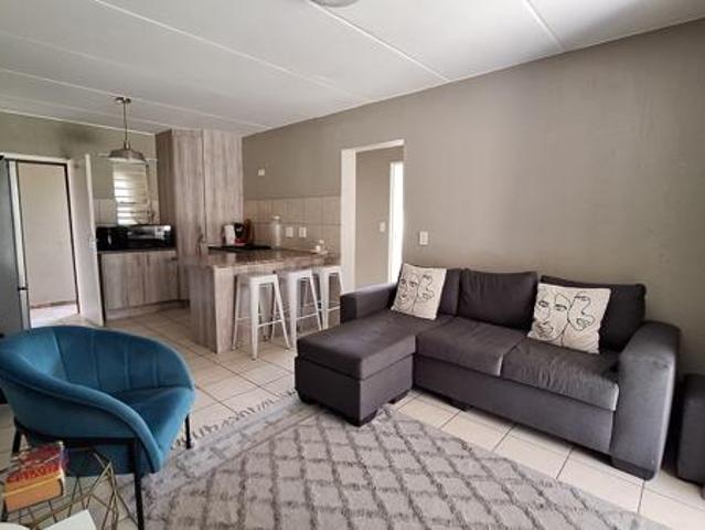 2 Bedroom Apartment in Wilgeheuwel