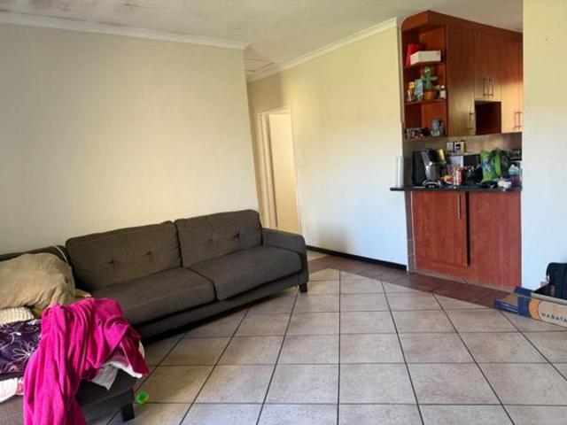 2 Bedroom Apartment in Wilgeheuwel