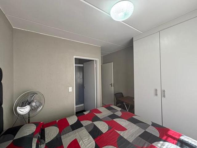 2 Bedroom Apartment in Wilgeheuwel