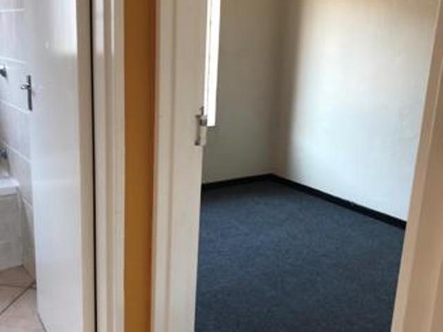 2 Bedroom Apartment in Wilgeheuwel