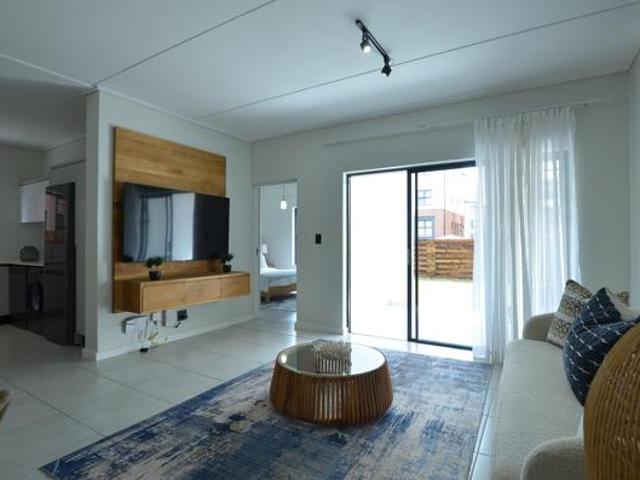 2 Bedroom Apartment in Willow Park Manor