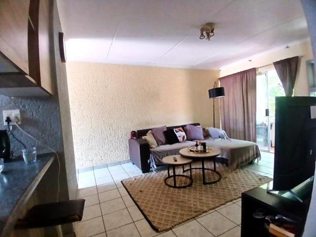 2 Bedroom Apartment in Winchester Hills