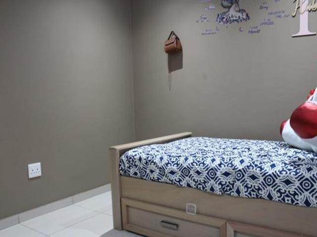 2 Bedroom Apartment in Winchester Hills