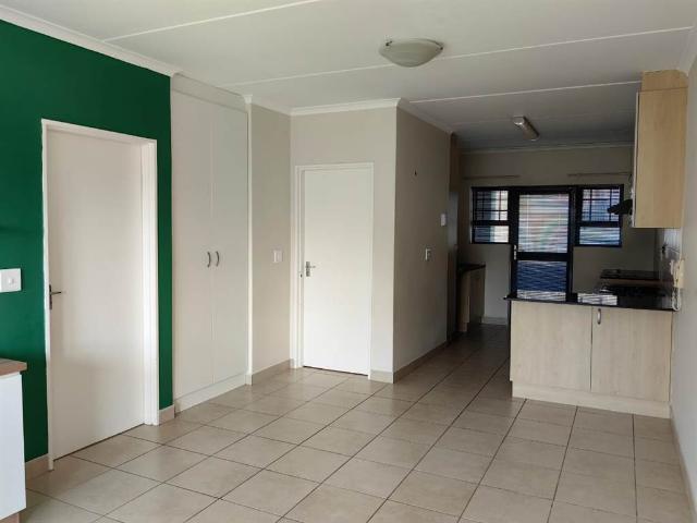 2 Bedroom Apartment in Winterhoek Park