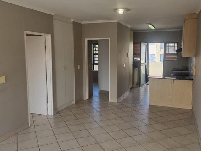 2 Bedroom Apartment in Winterhoek Park